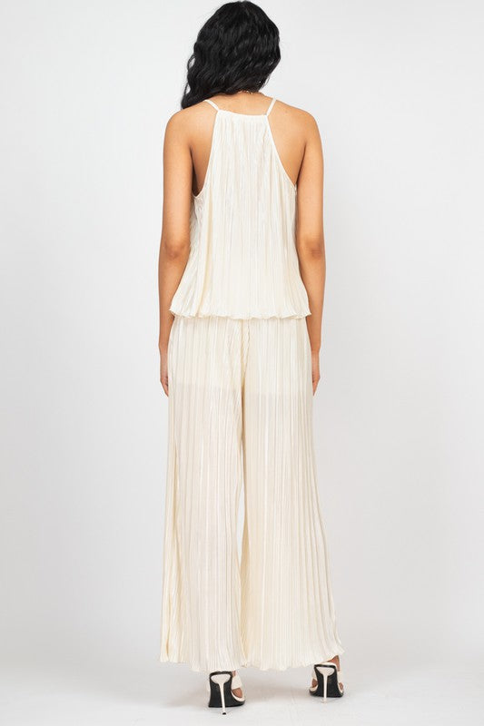 PLEATS HALTERNECK TOP AND WIDE PANTS SET