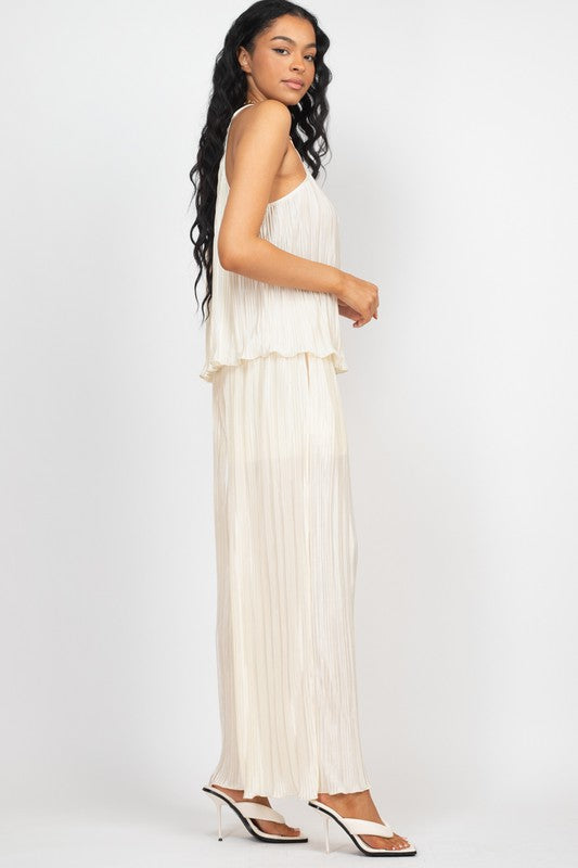 PLEATS HALTERNECK TOP AND WIDE PANTS SET