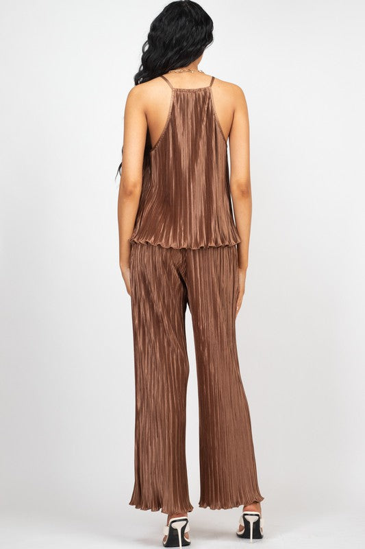 PLEATS HALTERNECK TOP AND WIDE PANTS SET